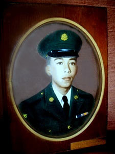 Larry D Daniels